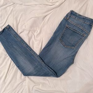 Skinny Jeans (Rockstar Style - Mid rise)